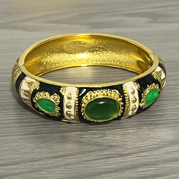 New Gold & Enamel Hinged Bangle Bracelet, Black & White with Green Stones - Picture 2 of 7